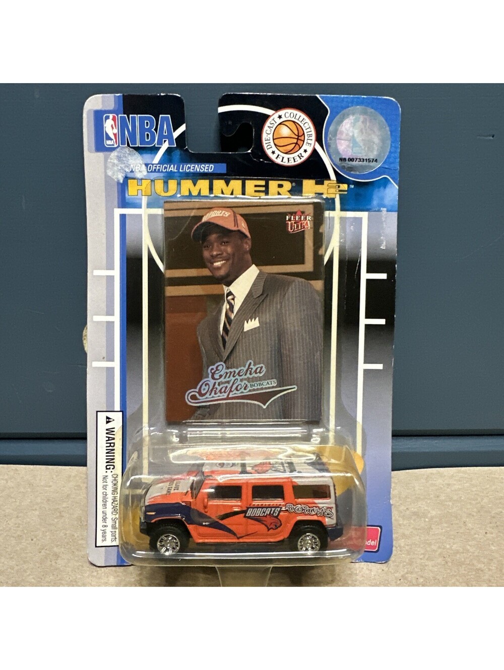 NBA Fleer Ultra Emeka Okafor Charlotte Bobcats Hummer H2 1:64 Die-Cast Card 2004